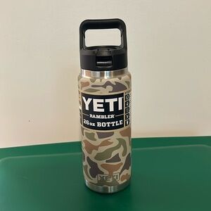 26 oz Yeti Rambler - Special Edition Camo - NEW